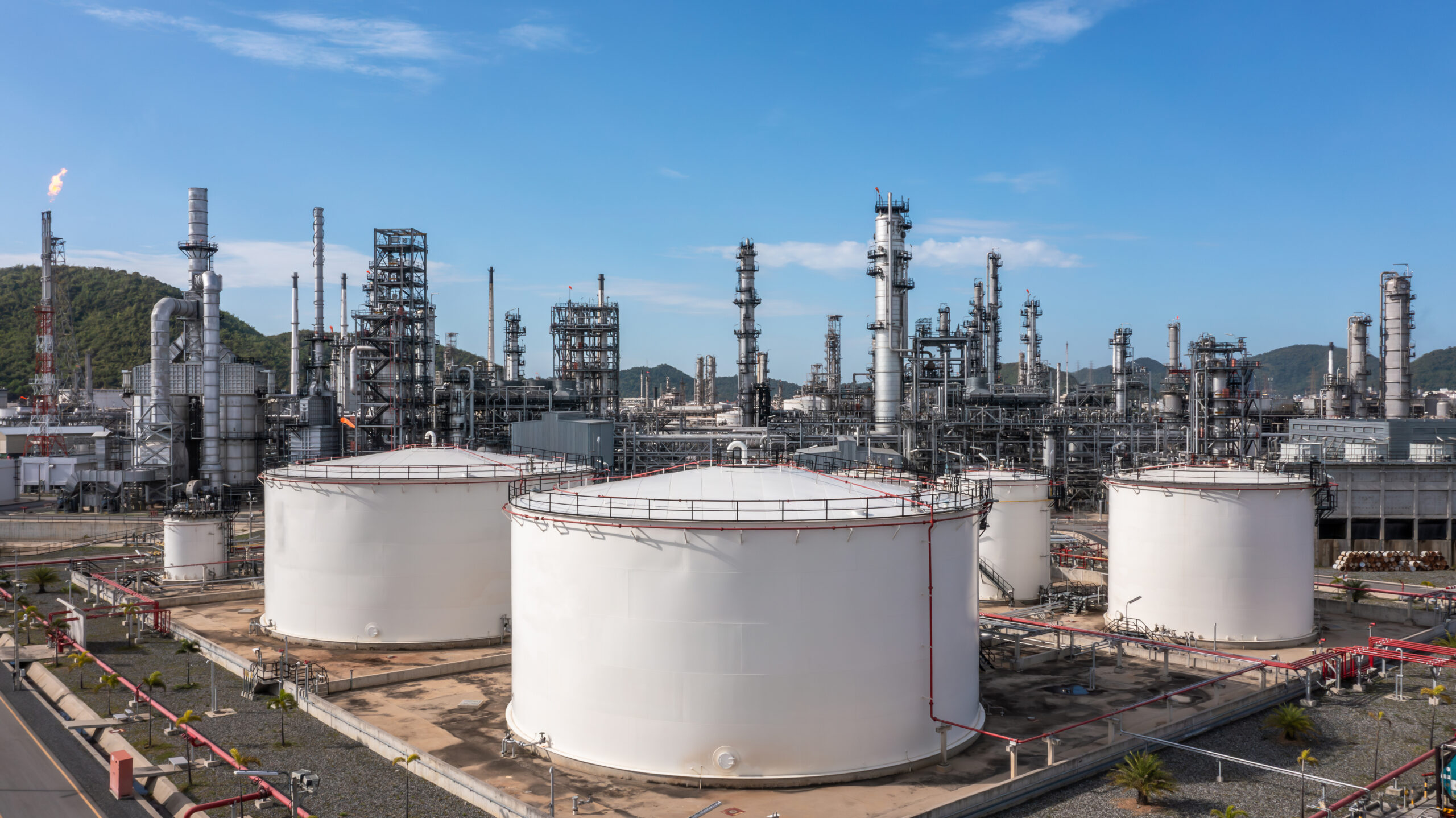 Oil and Gas refinery petrochemical plant industrial with o
